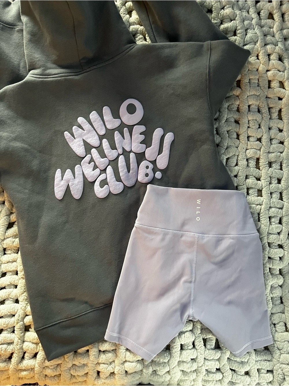 WILO Lavender and Gray Activewear Set - Picture 2 of 9